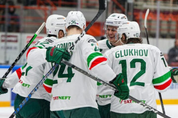 Команда Билялетдинова выиграла все четыре матча у «Адмирала» и «Амура».