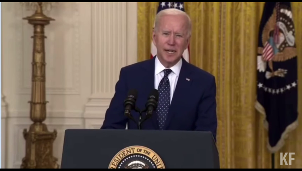 Байдену удалось расставить буквы по местам только со второй попытки.