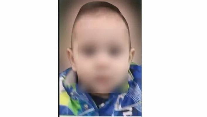Похитивший мальчика мужчина объявил себя его биологическим отцом.