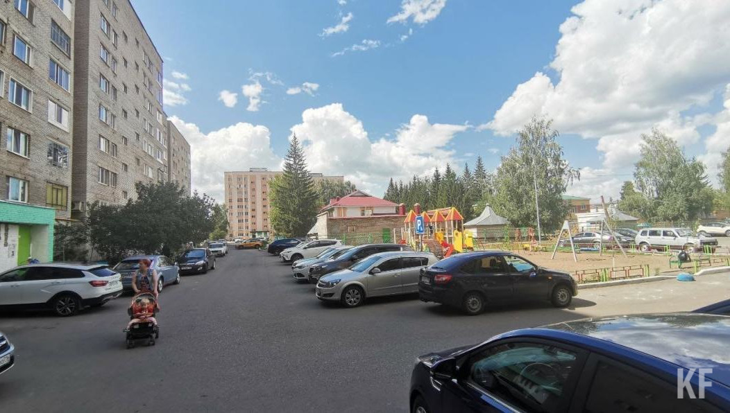 Для жителей организуют культурную программу в их дворах.