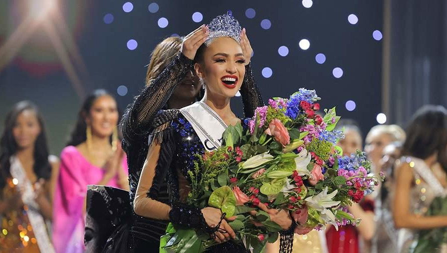 Представительница России и Украины выбыли при отборе в лучшие 16 претенденток конкурса.