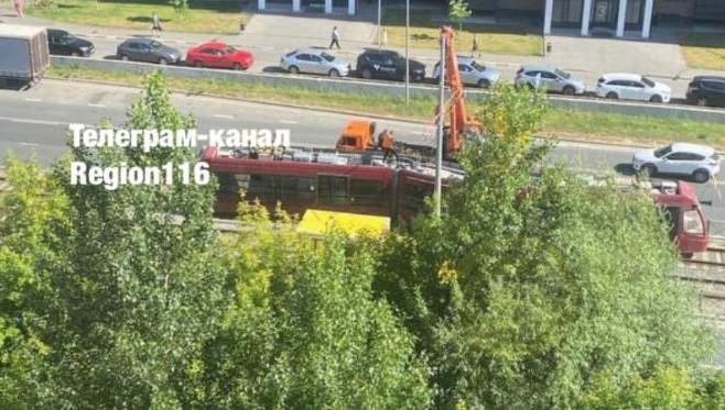 В соцсетях появились фото с места дорожной аварии.