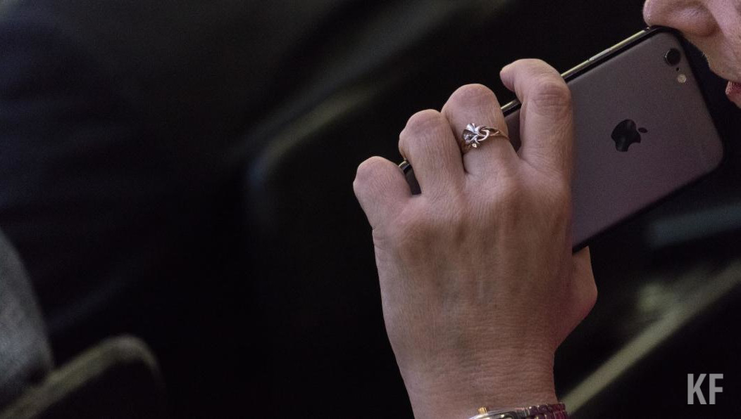 Каждый пятый житель откажется от новой работы в пользу «яблочного» гаджета.