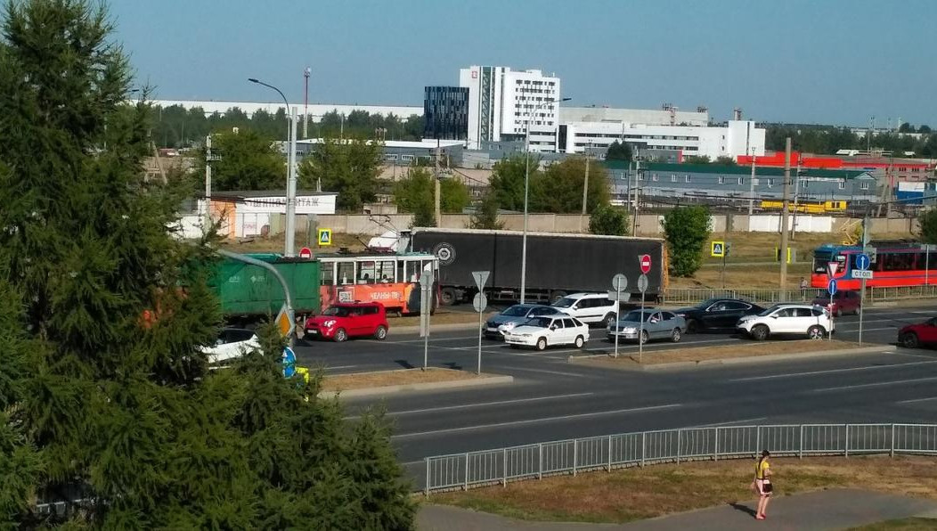 Из-за ДТП образовалась большая пробка.