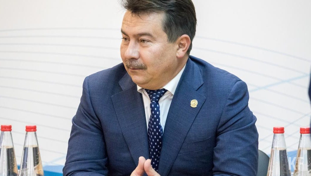 Глава ведомства скоропостижно скончался на 54-м году жизни.