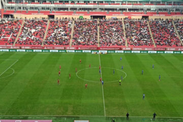 Игру в Казани посетили 8707 зрителей.