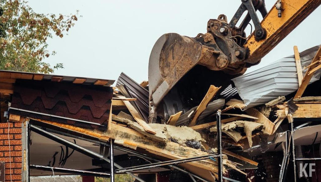 Все здания для сноса - нежилые.