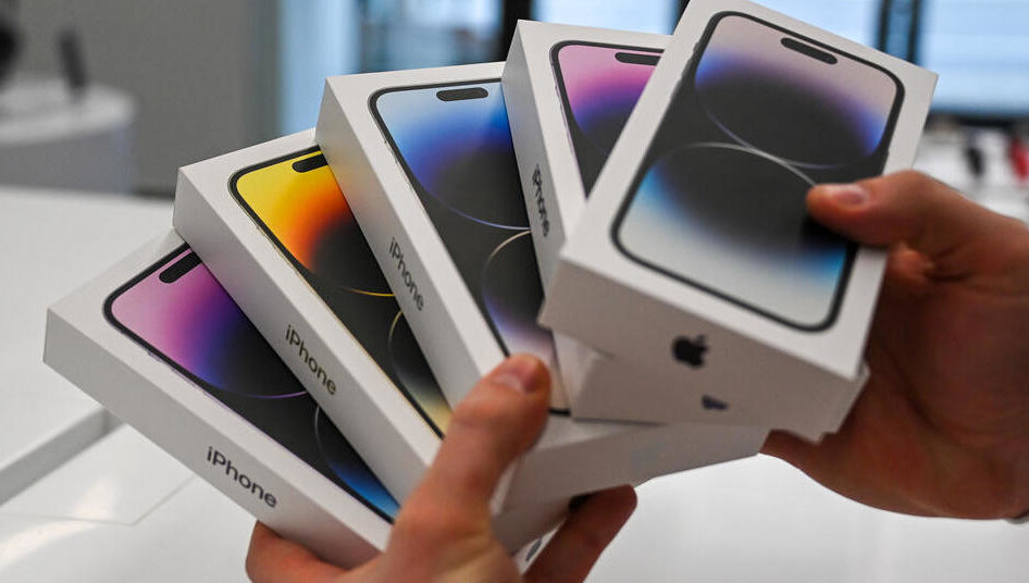 Второе и третье места заняли модели iPhone 14 Pro и iPhone 14.