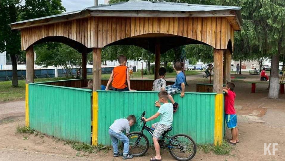 Им изрядно надоели пьяные шумные компании.