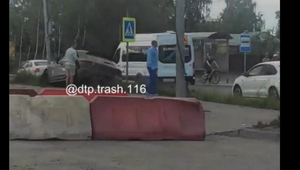 Сейчас движение затруднено на участке в 4 км на выезде из города.