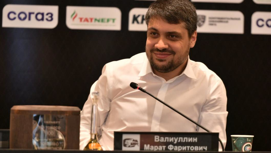 Генеральный менеджер казанцев прокомментировал будущее Даниса Зарипова в клубе.