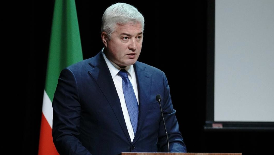 Предприятие продолжает оставаться одним из крупнейших российских производителей полиэтиленов высокой и низкой плотности.