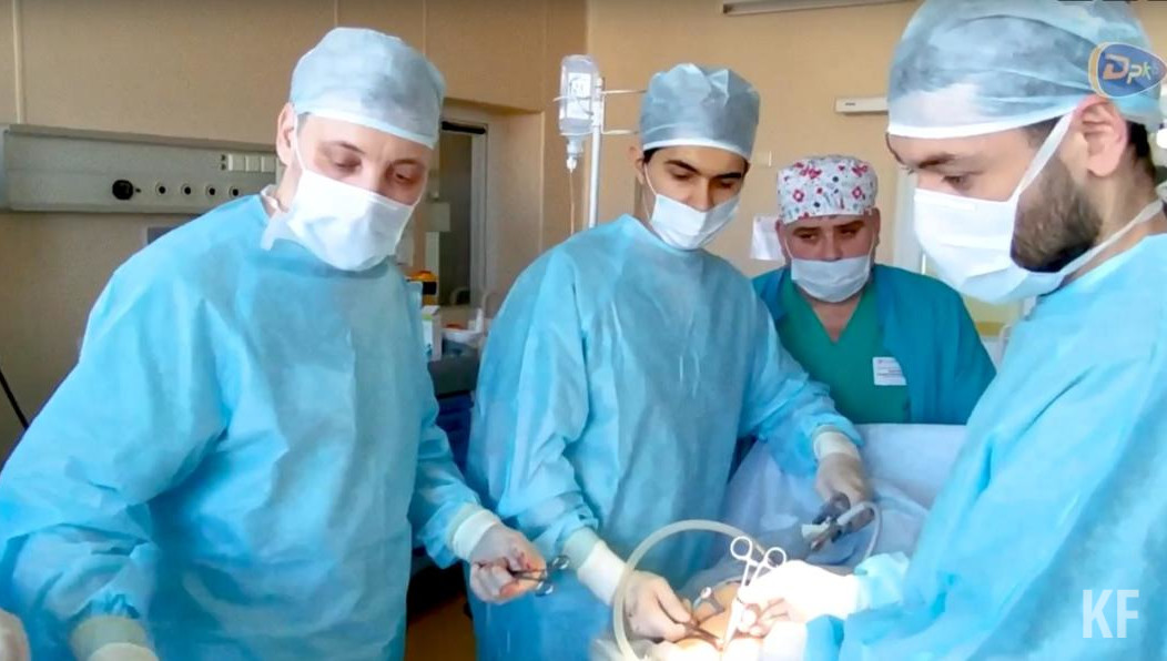 Операцию по удалению объемной кисты селезенки подростку сделали в ДРКБ.