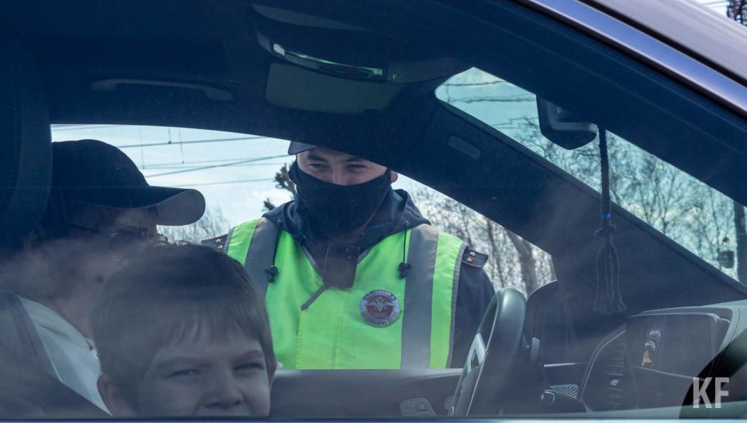 Автоинспекторы задержали девять водителей в нетрезвом виде.