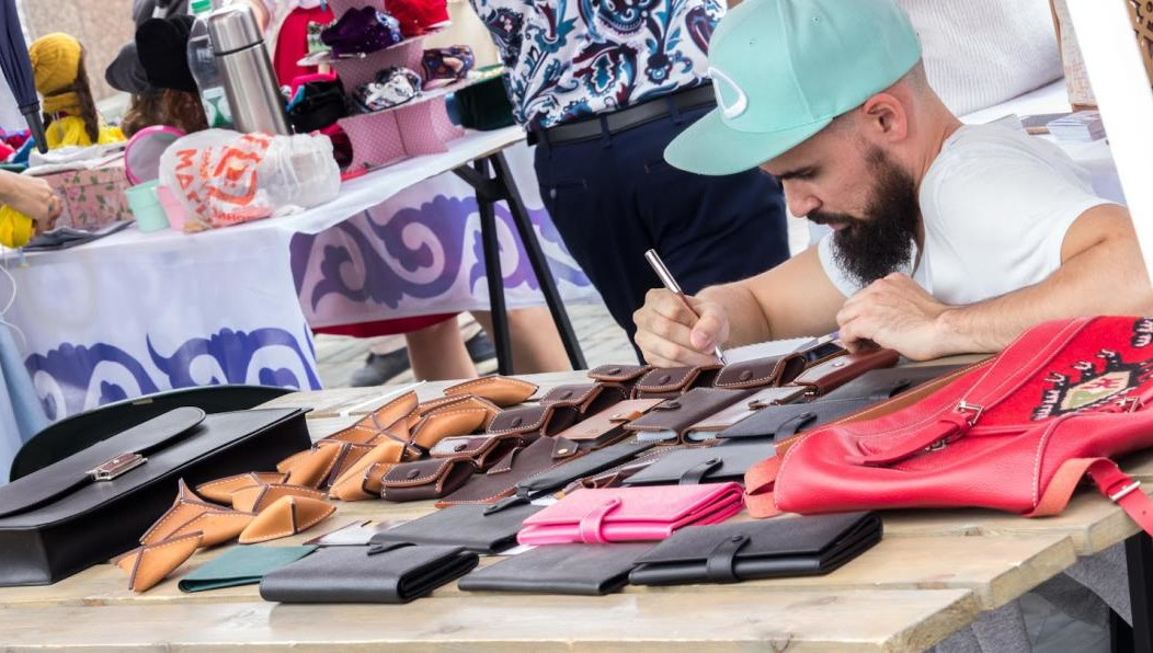 В России продолжают пытаться упорядочить работу с творческим бизнесом