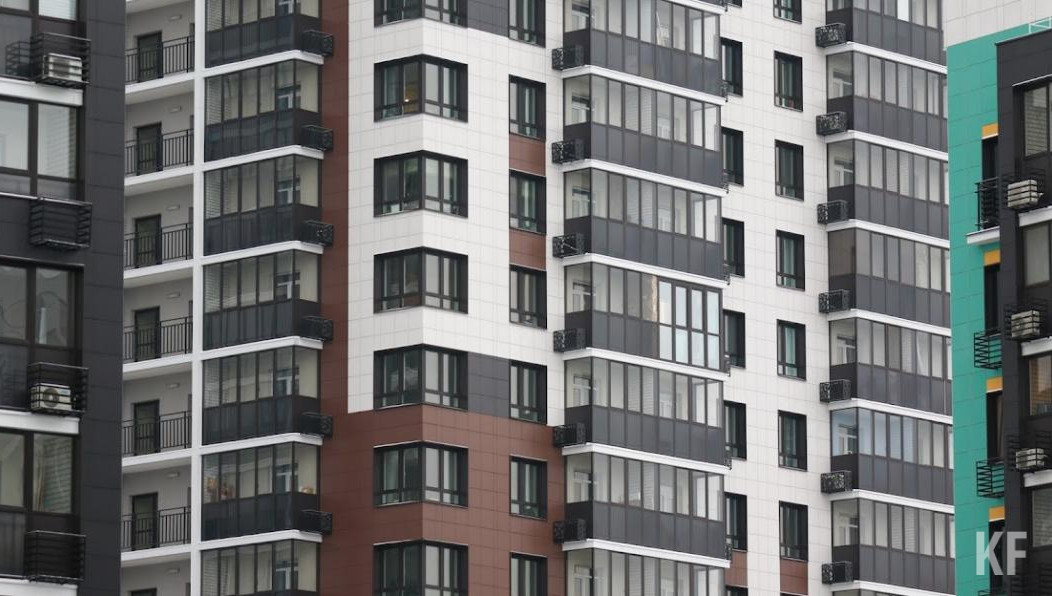 Сотрудники надзорного ведомства обратились с иском в суд.