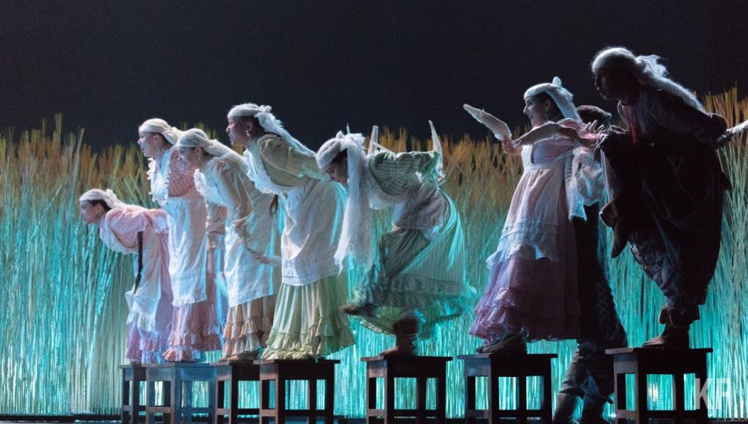 За пять дней сыграют 33 спектакля.