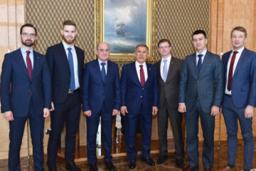 Президент Татарстана принял решение о включении финалистов в состав кадрового резерва президента РТ.
