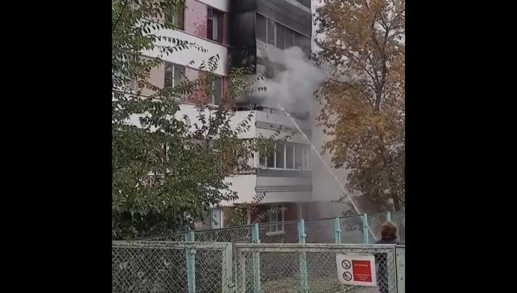 Пожар в 47-м комплексе произошел из-за непотушенного окурка.