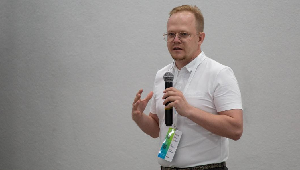 В частности