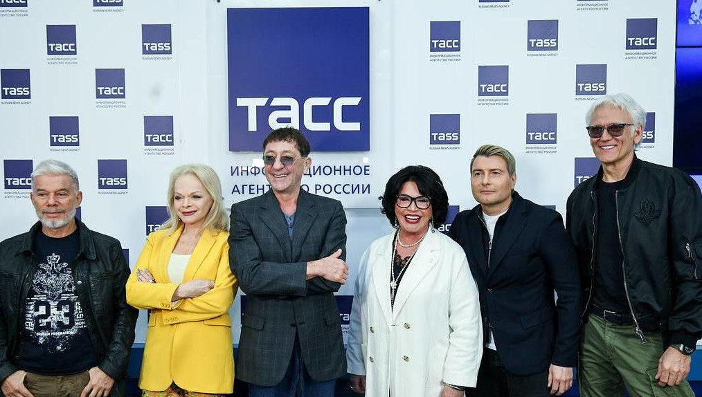 Решение возникло после отмены выступления русских артистов за рубежом.