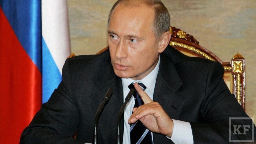 Президент России Владимир Путин поручил правительству срочно сформировать комиссию по расследованию причин авиакатастрофы в Казани