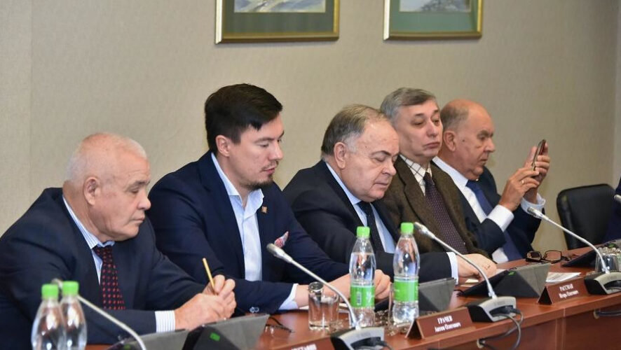 Министр Айрат Хайруллин рассказал о проблемах сотовой связи в центре Казани
