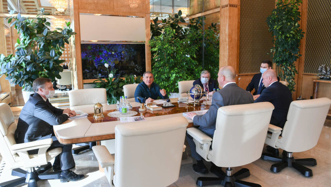 Стороны также обсудили вопросы поставки специализированного оборудования и другие актуальные темы.
