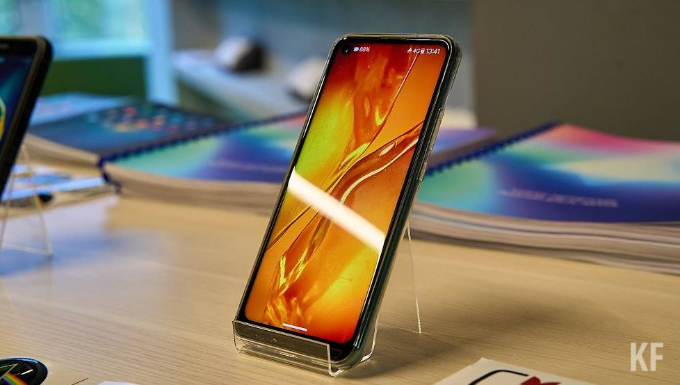 В магазины доставят продукцию Apple