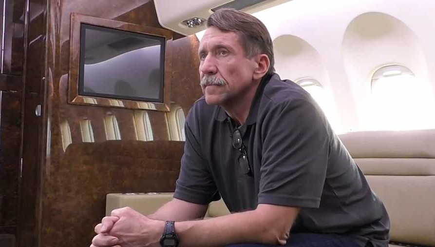 У россиянина были клиенты