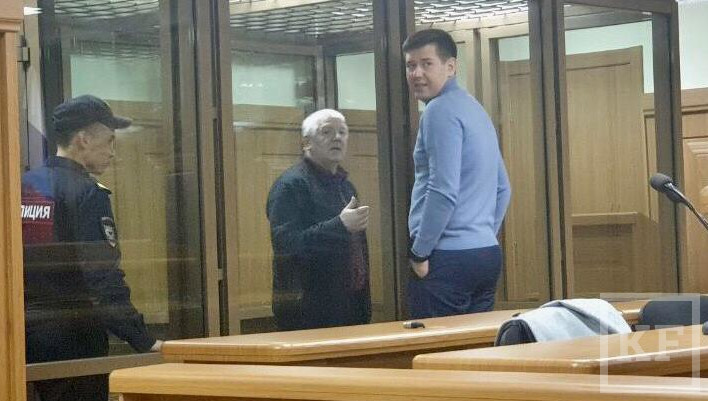 Застреленный владелец сети казанских ломбардов проиграл обвиняемому полмиллиона рублей в карты.