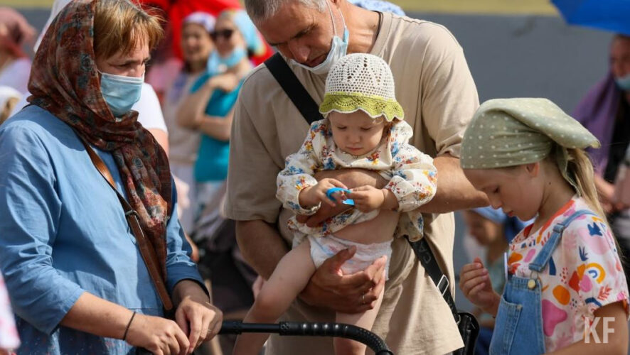 Заявление можно подать онлайн через Гоуслуги.