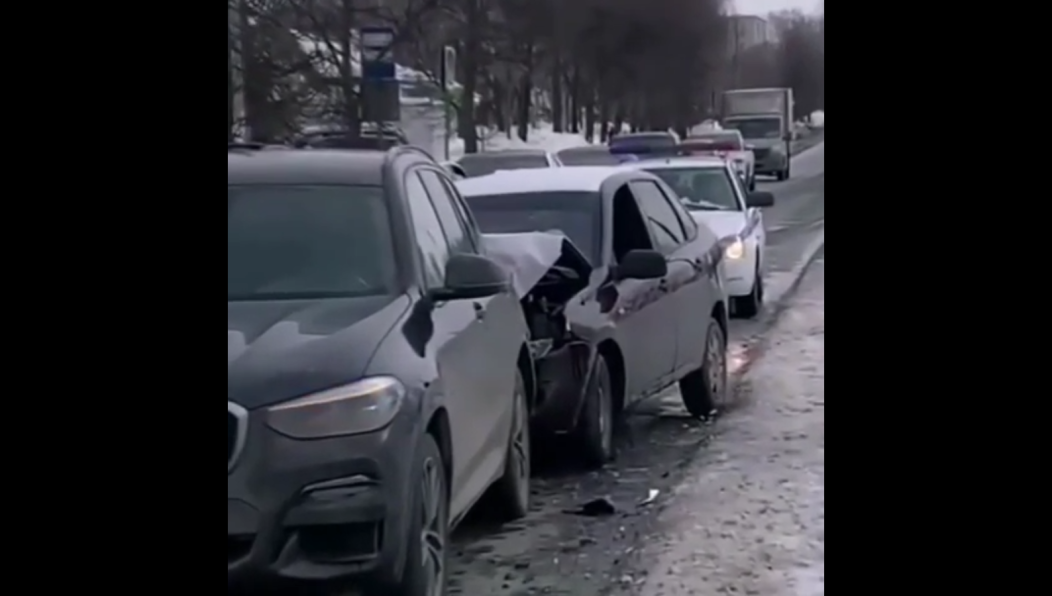 Авария произошла напротив дома № 122 по улице Беломорская.