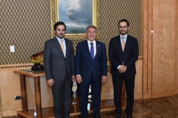 Президент Татарстана Рустам Минниханов встретился с председателем правления катарской инвестиционной платформы Global Абдуль-Хади Аль-Хаджери