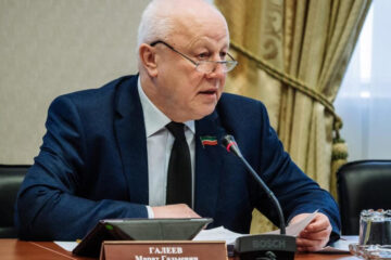 Депутат Госсовета Татарстана Марат Галеев рассказал об успехах республики в промышленности и сельском хозяйстве.