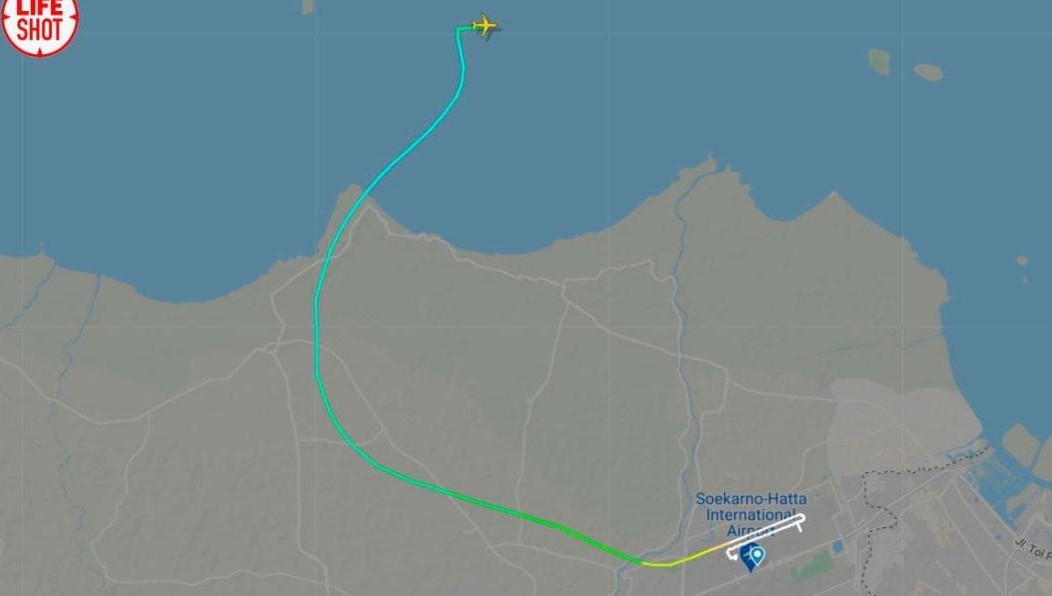 На борту было 62 человека