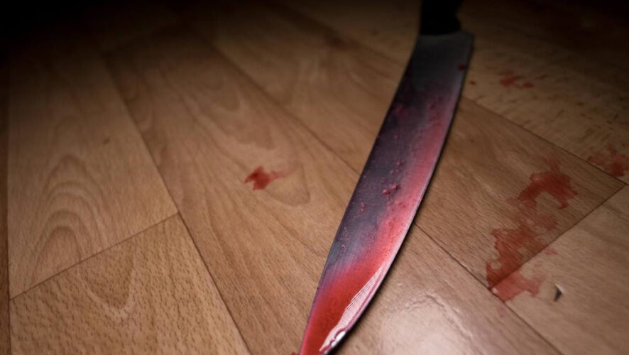 После мужчина пытался покончить с собой.