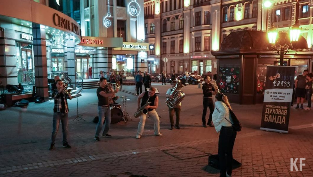 Каждый артист