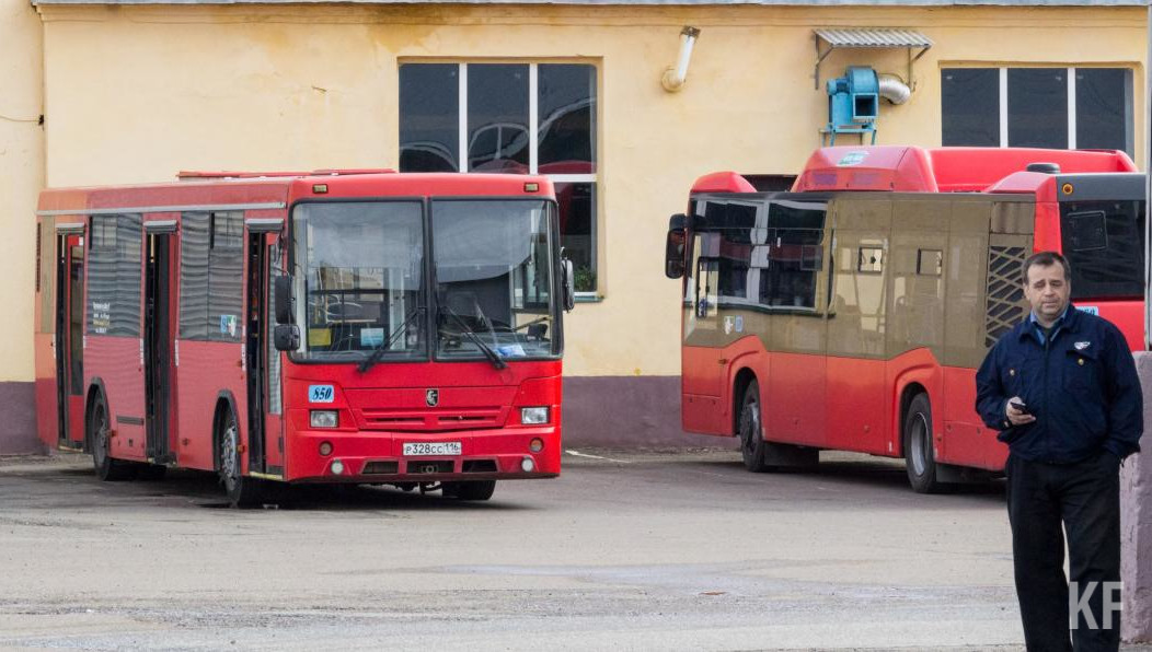 Шесть транспортных средств помещены на штрафстоянку.