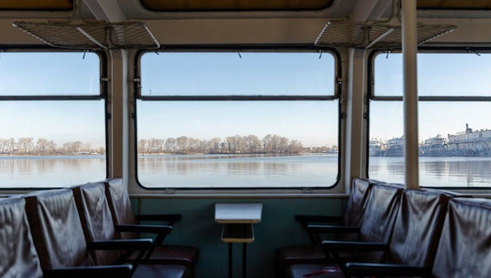 Вопросы финансирования Алексей Русских обсудил с директором АО «Государственная транспортная лизинговая компания» Евгением Дитрихом.