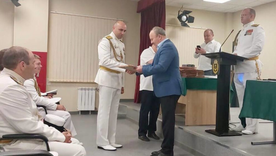 Награды вручил полпред республики.