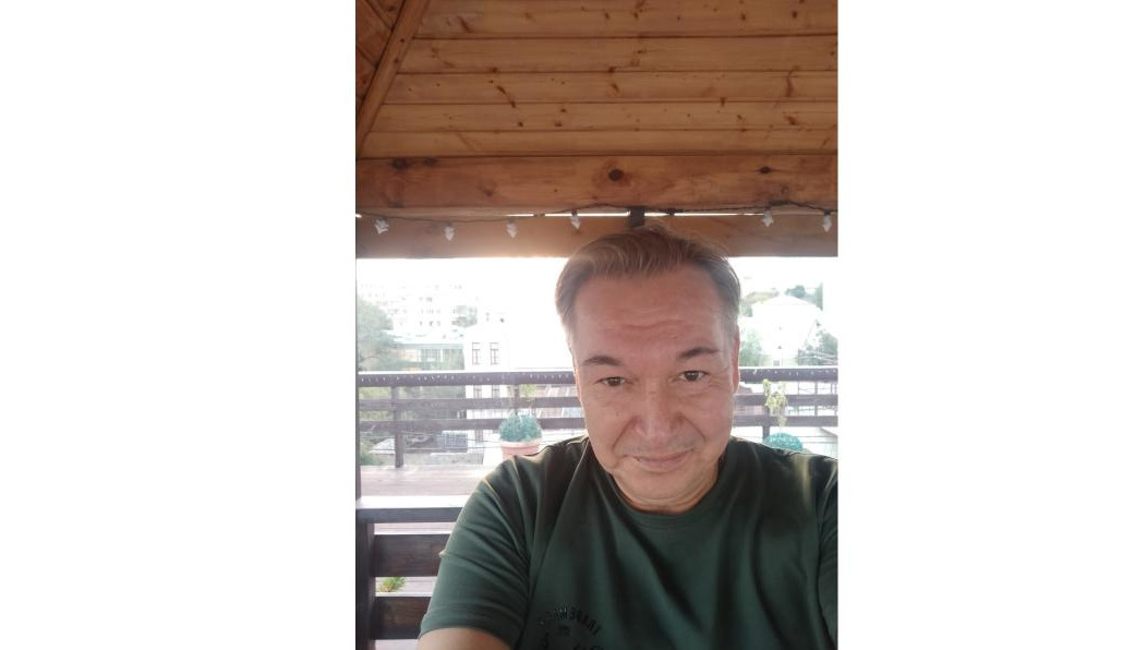 Ему было 53 года.