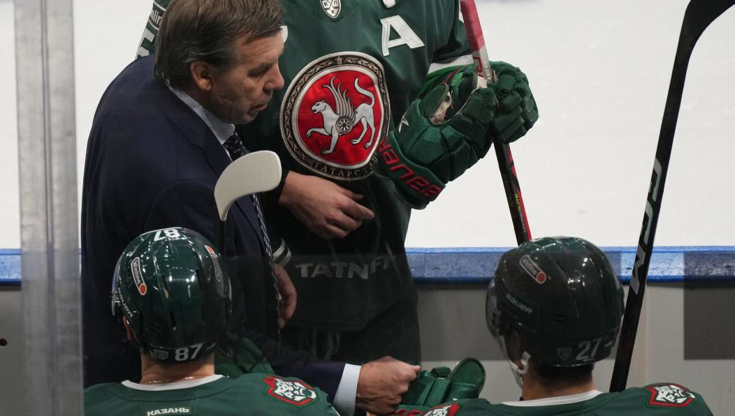 Второй матч в Казани снова завершился победой гостей в овертайме. На этот раза (1:2 ОТ).