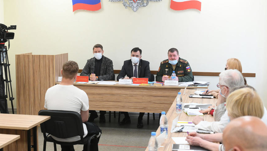 Из Казани на военную службу направлены около 700 юношей.