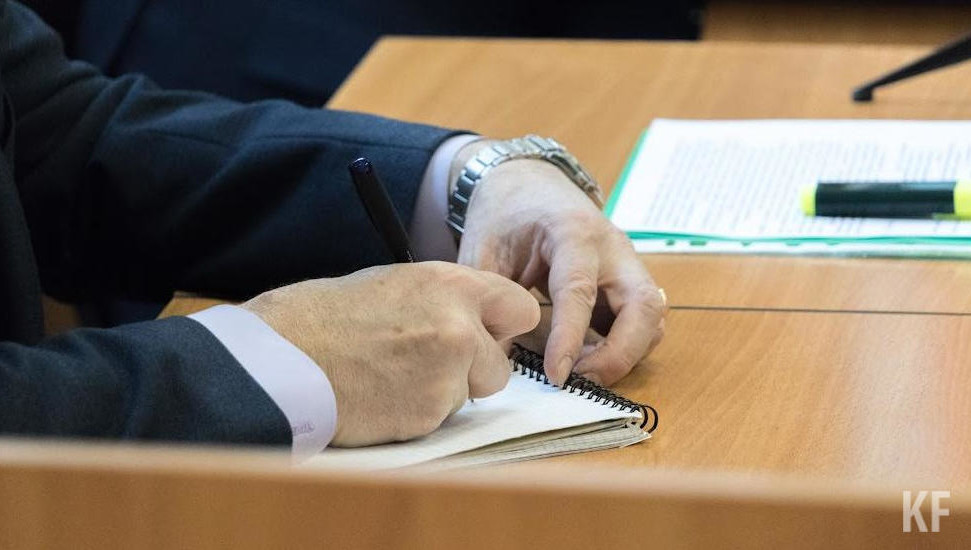 В нем будут перечислены названия информационных продуктов