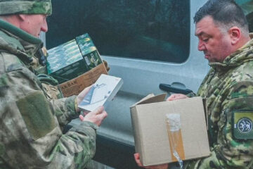 Для солдат привезли продукты питания (халяль тушенки)