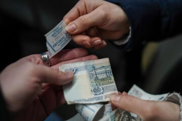 Тарифы предлагается поднять на пять рублей.