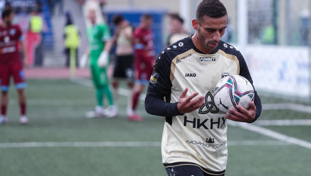 Команда Леонида Слуцкого немного поправила дела после домашней серии ничьих.