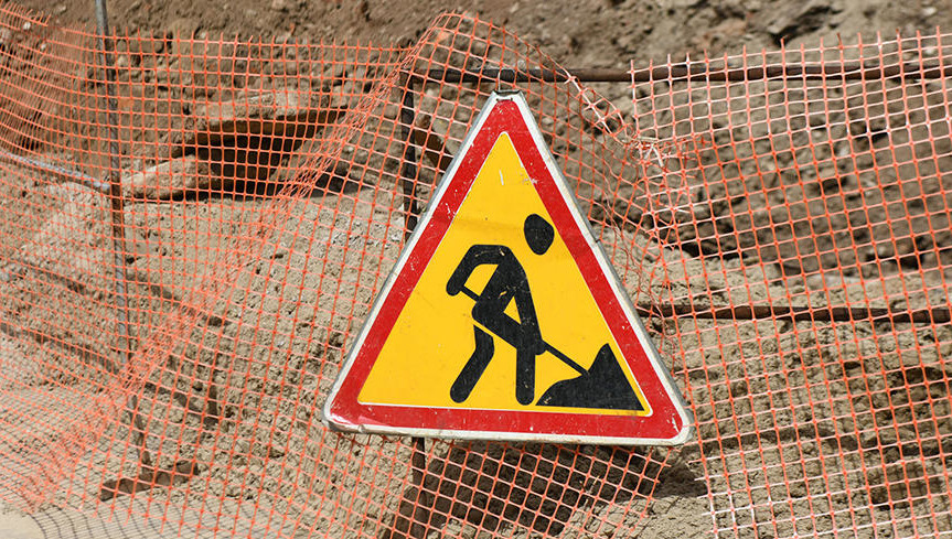 Полностью будут закрыты проезжая часть и тротуар на участке от дома №5 (корпус 2) до дома №191.