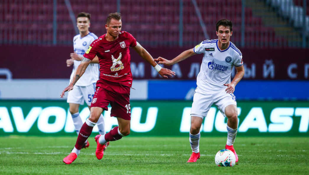 Последним клубом игрока стал московский «Велес».